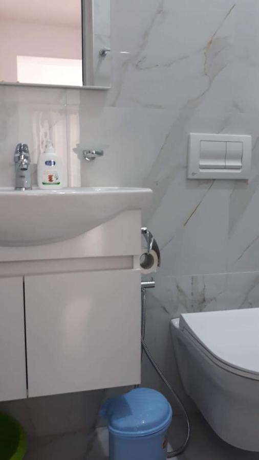 Luxury Dennis Home ซารานเดอ ภายนอก รูปภาพ